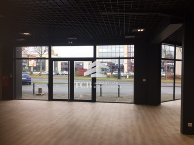 Local commercial - 750m2 - Angers