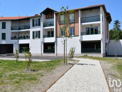 Appartement 2 pièces de 44 m² à Sanguinet (40460)