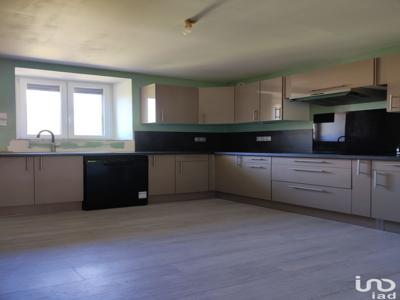 Maison 3 pièces de 83 m² à Bogny-sur-Meuse (08120)