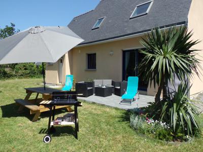 Maison tout confort au calme avec jardin clos à 10 min à pied des plages et du GR34 (Finistère, Bretagne)