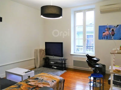 Location meublée appartement 2 pièces 59.15 m²