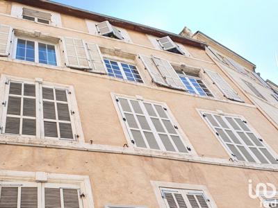 Appartement 2 pièces de 27 m² à Marseille (13002)