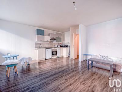 Appartement 2 pièces de 54 m² à Montreuil (93100)