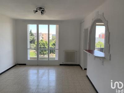 Appartement 3 pièces de 55 m² à Nîmes (30900)