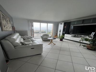 Appartement 4 pièces de 67 m² à Melun (77000)