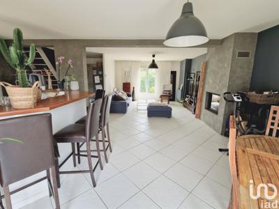 Maison 6 pièces de 163 m² à Saint-Martin-du-Tertre (95270)