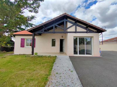 Vente maison 7 pièces 130 m² Yvrac (33370)