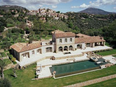 Maison de 6 chambres de luxe en vente à Châteauneuf-Grasse, Provence-Alpes-Côte d'Azur
