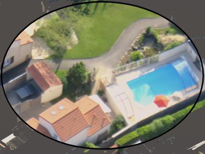 Un gîte agréable, avec piscine couverte, à 20' du Puy du Fou.