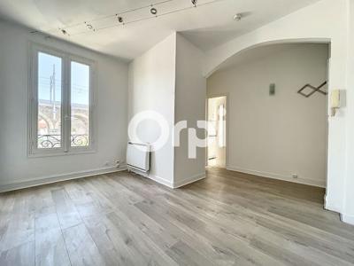 Location appartement 2 pièces 31.96 m²