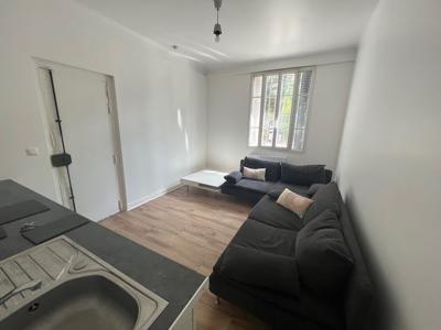 Location meublée appartement 1 pièce 23.53 m²