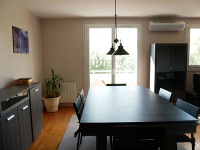 Location meublée appartement 3 pièces 62.24 m²