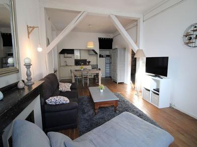 Location meublée appartement 4 pièces 77.4 m²