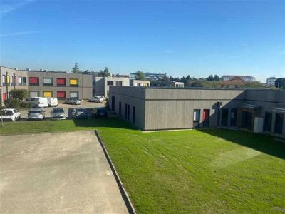 Local commercial 1186 m²