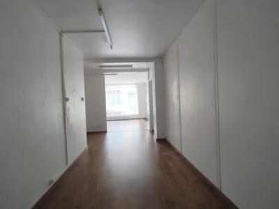 Local commercial 99 m²