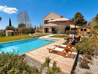 Villa moderne calme piscine jardin 4 chambres Aix en Provence