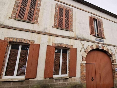 Vente maison 11 pièces 361 m² Montereau-Fault-Yonne (77130)