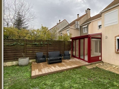 Vente maison 5 pièces 104 m² Lagny-sur-Marne (77400)