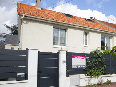 Vente maison 5 pièces 116 m² Noisy-le-Grand (93160)