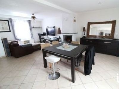 Vente maison 6 pièces 144 m² Santeny (94440)