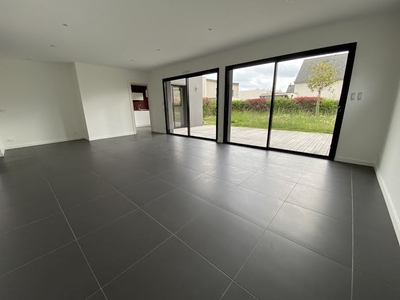 Vente maison 8 pièces 177 m²