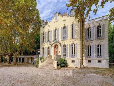 Maison de luxe 6 chambres en vente à Aix-en-Provence, France