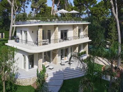 5 bedroom luxury Villa for sale in Antibes, French Riviera