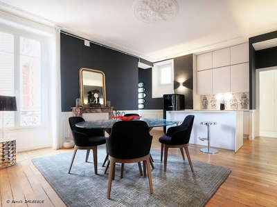 Location meublée appartement 3 pièces 83.87 m²