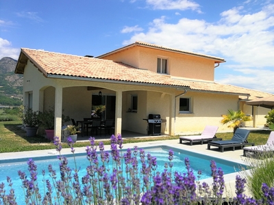 La Villa Gaëbaca - villa tout confort idéalement située entre Gap et Sisteron