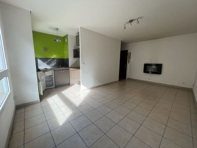 Location appartement 1 pièce 26.47 m²