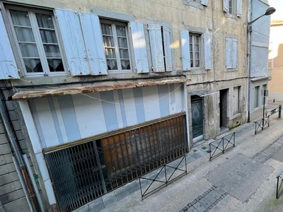 Vente maison 5 pièces 195 m²