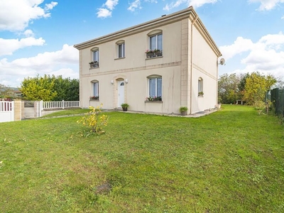 Vente maison 6 pièces 152.71 m²