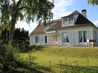 Vente maison 6 pièces 208 m²