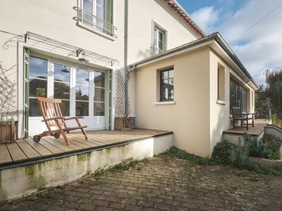 Vente maison 9 pièces 182 m²