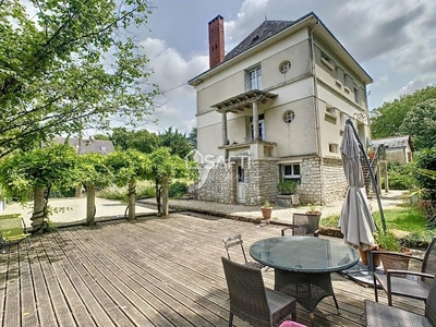 Vente maison 9 pièces 240 m²