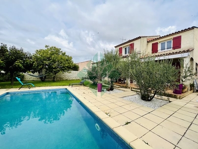 Vente villa 8 pièces 148.6 m²