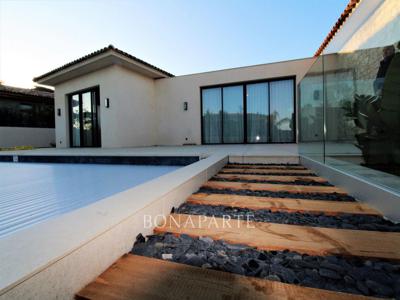 Villa de luxe de 7 pièces en vente Sainte-Maxime, France