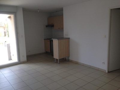 location Appartement T2 DE 39.86m² À ST ORENS DE GAMEVILLE