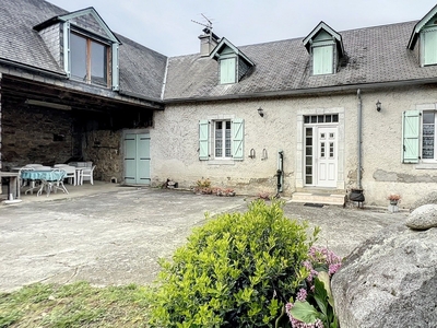Maison de village 5 pièces de 103 m² à Castillon (65130)