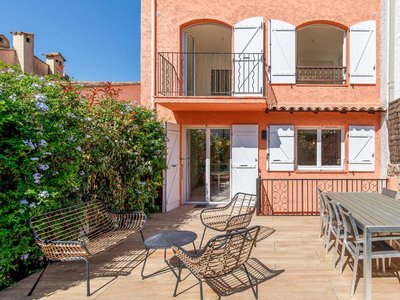 Vente maison 4 pièces 88 m² Villeneuve-Loubet (06270)