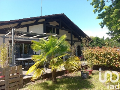 Maison traditionnelle 4 pièces de 112 m² à Andernos-les-Bains (33510)