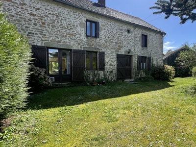 Vente maison 5 pièces 146 m² Saint-Amand-Magnazeix (87290)