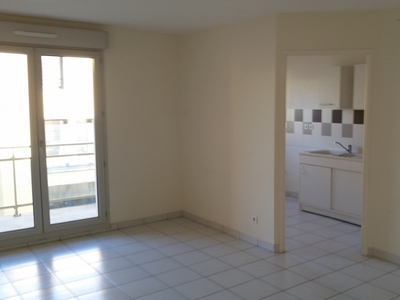 Appartement 3 pièces de 61 m² à Châlons-en-Champagne (51000)