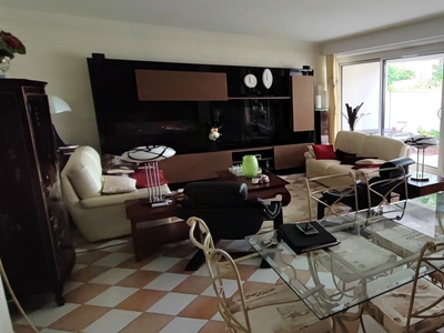 Appartement 4 pièces de 109 m² à Villeneuve-d'Ascq (59650)