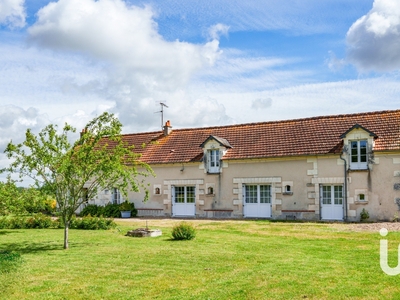 Longère 6 pièces de 175 m² à Manthelan (37240)