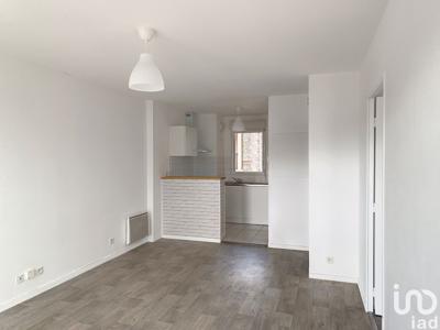 Appartement 2 pièces de 45 m² à Saint-Erblon (35230)