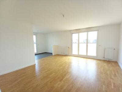 Location appartement 5 pièces 91 m²