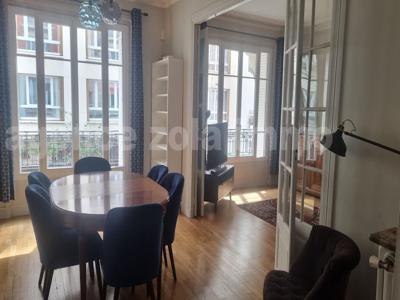 Location meublée appartement 3 pièces 74.23 m²