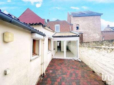 Maison 5 pièces de 103 m² à Saint-Quentin (02100)