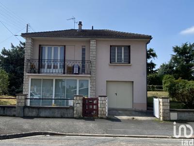 Maison 5 pièces de 85 m² à Montluçon (03100)